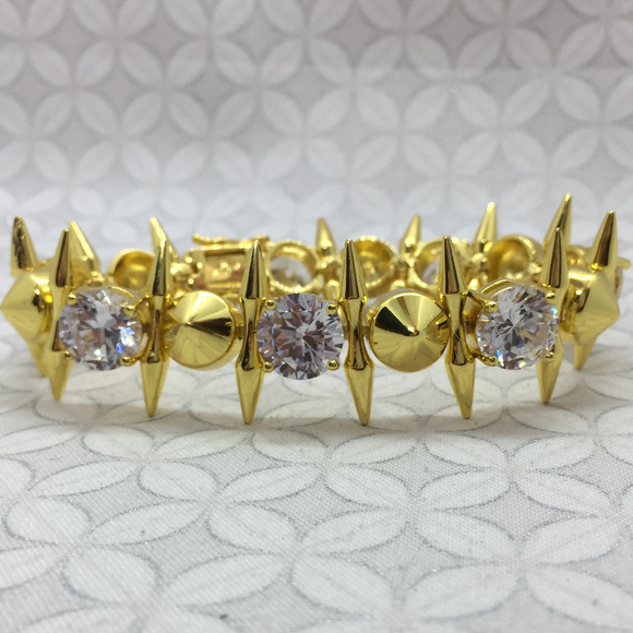 Noir mini punk large spike stud crystal bracelet - Picture 1 of 6